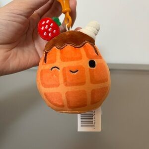 Squishmallows Weaver Strawberry Waffle Plush Clip